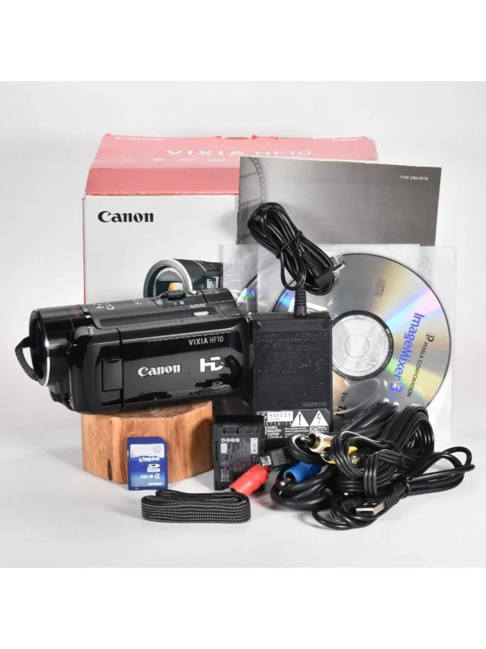 Canon VIXIA HF-10 AVCHD 16GB Dual Flash Memory HD Camcorder 12x Opt Zoom 16GB SD